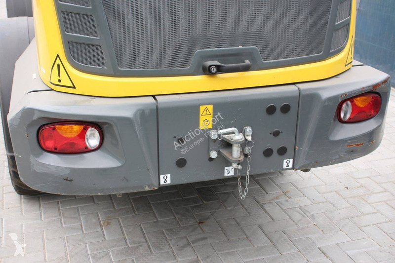 Chargeuse Neuson WL60