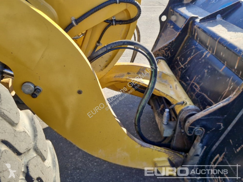 Chargeuse Caterpillar 908M