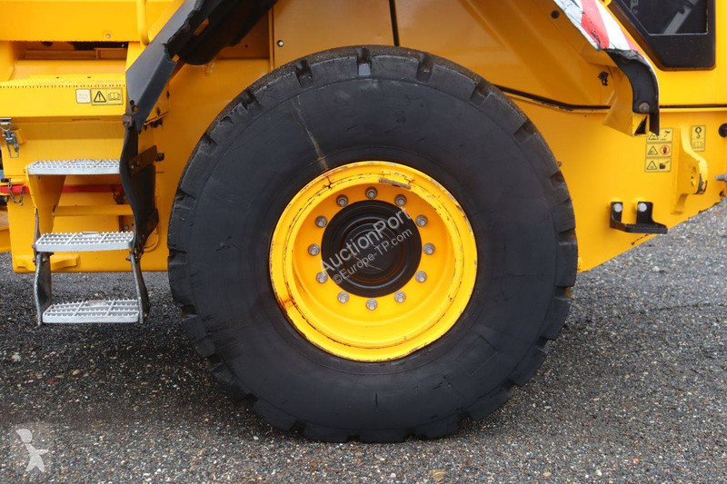 Pala cargadora JCB 437WHT T4F