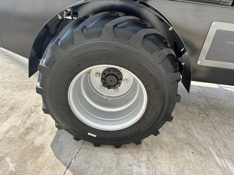 MINI 780T loader