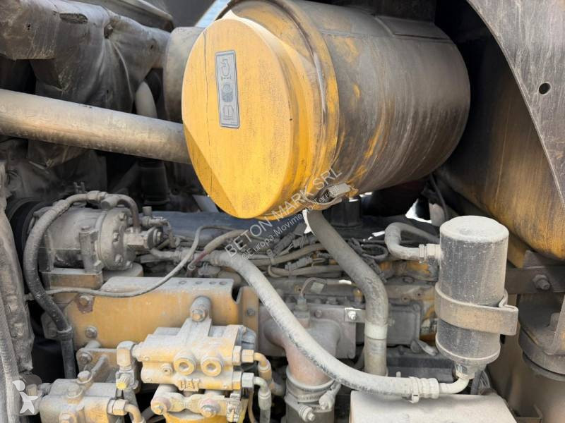 Навантажувач Caterpillar 938 G