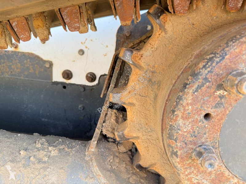 Shovel Bobcat - Closed Cab / Quick Coupler