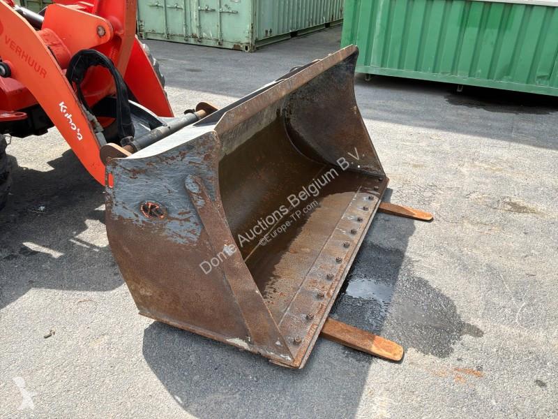 Chargeuse Kubota R065