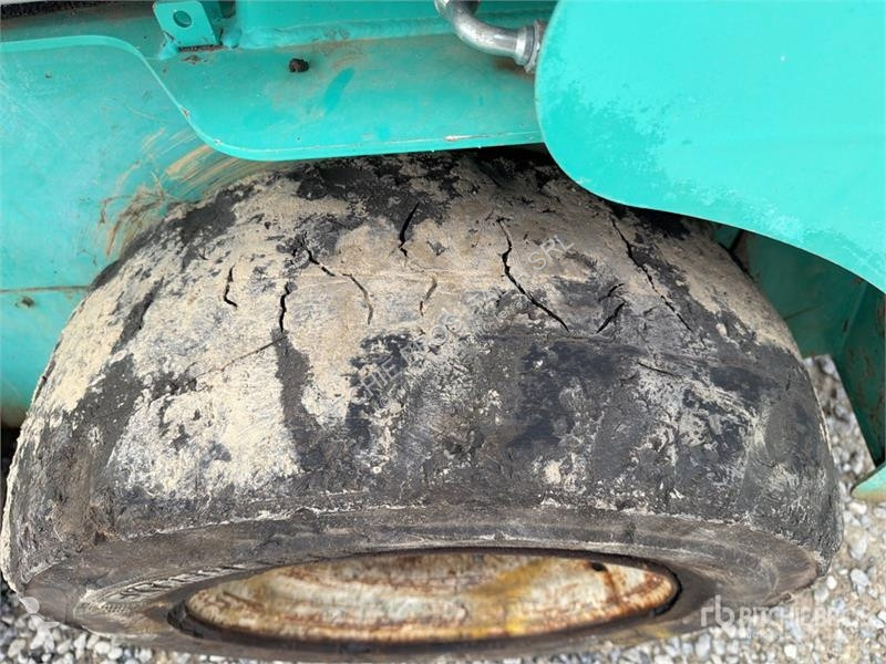 Chargeuse IHI 2041 Skid Steer Loader (Inoperable)