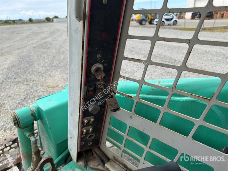 Chargeuse IHI 2041 Skid Steer Loader