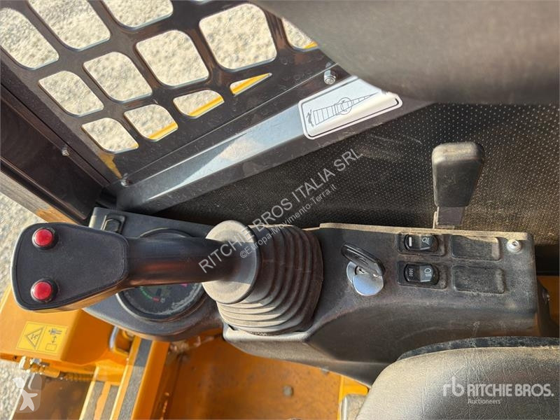 Pala cargadora  Kato-imer AS 12 Skid Steer Loader