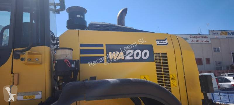 Pá carregadora Komatsu WA200-8
