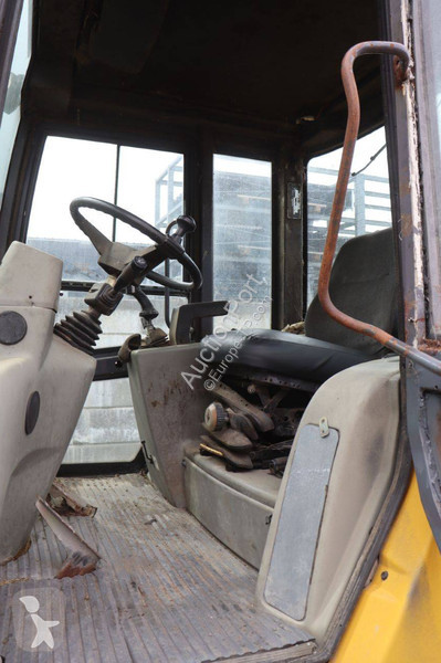 Chargeuse Komatsu 753