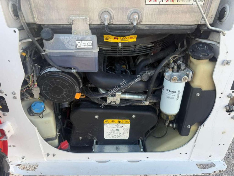 Pá carregadora Bobcat T86