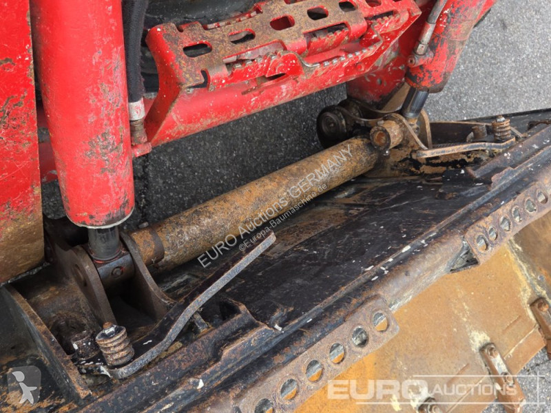Товарач Bobcat T590
