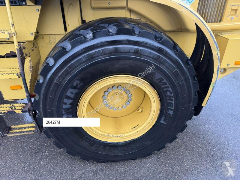 Товарач Caterpillar