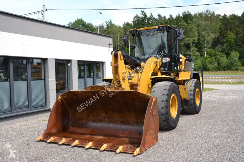 Shovel Caterpillar 938 M