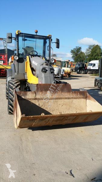 Lastare på däck Mecalac