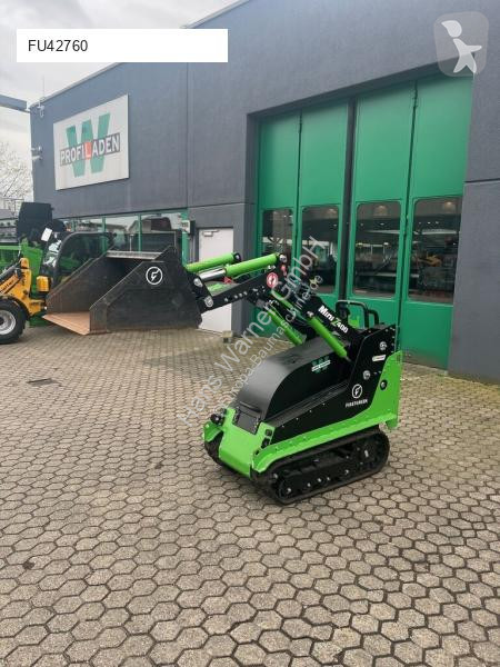 Pala First Green Elektro-Kompaktlader MiniZ400