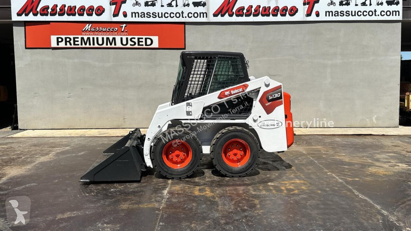 Shovel Bobcat