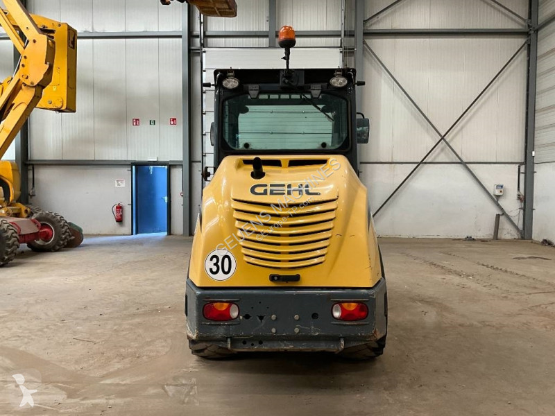 Shovel Gehl AL 600