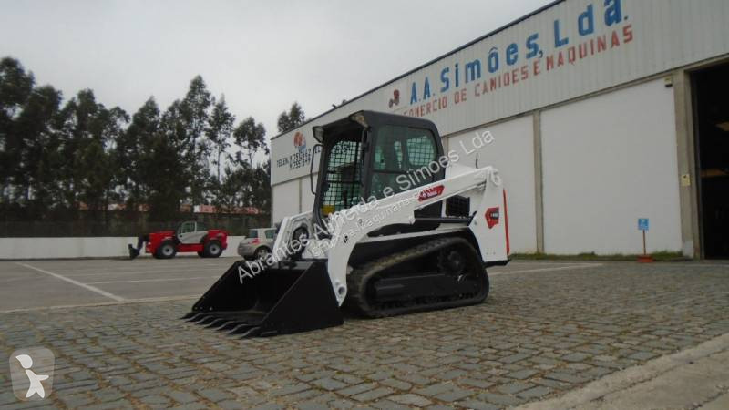Pá carregadora Bobcat T 450