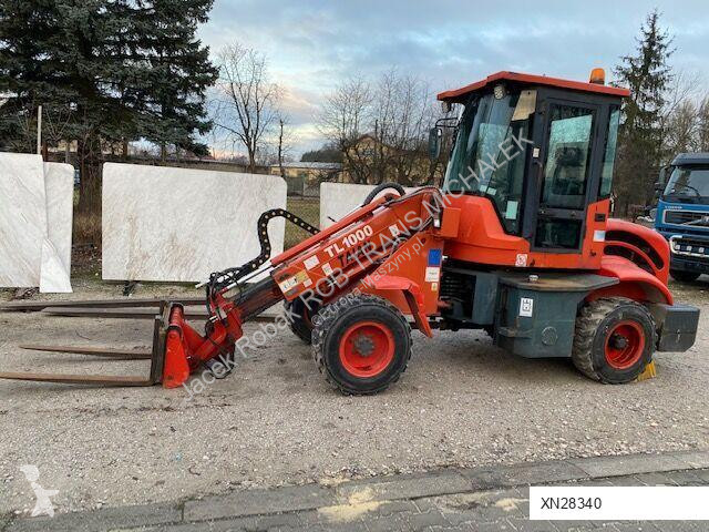 Încărcător telescopic Taian TL - 100