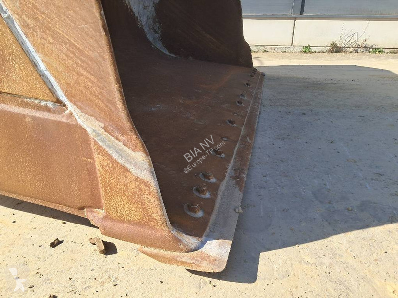 Shovel Komatsu WA475-10E0