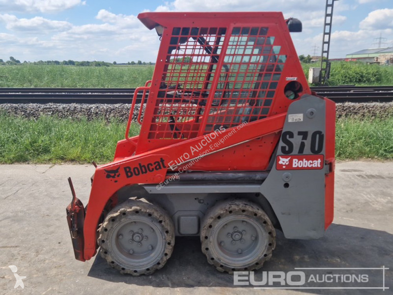 Shovel Bobcat
