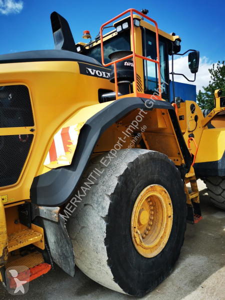 Nakladač Volvo L150H