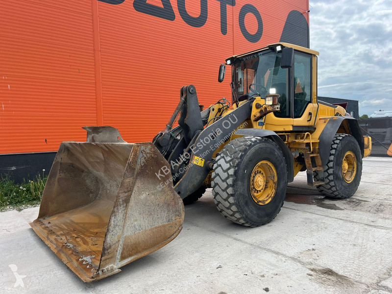 مُحمّلة Volvo L 90 F 4x4 CETRAL LUBRICATIO / AC