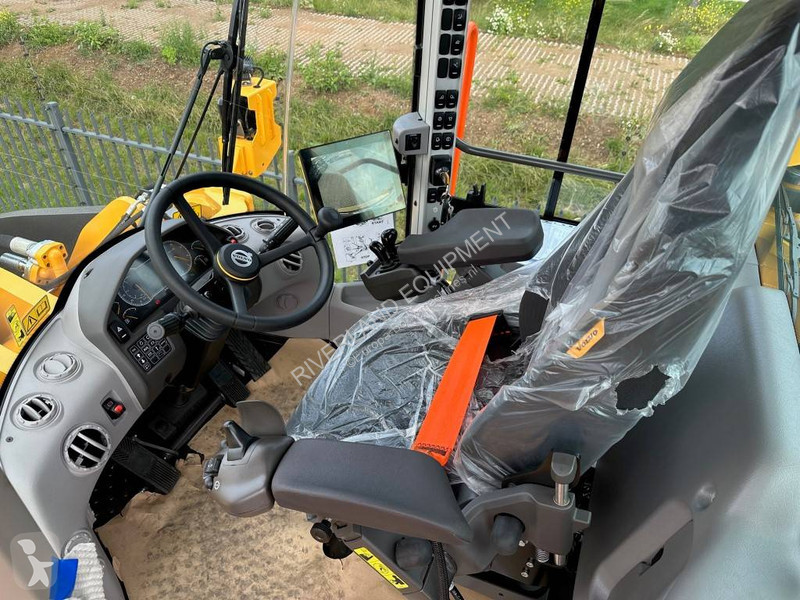 Nakladač Volvo 0H new unused BSS CDC...