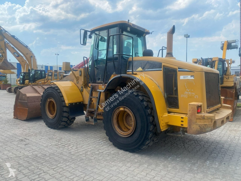 Shovel Caterpillar NVT