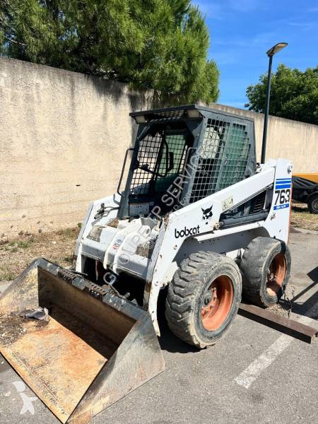 Pá carregadora Bobcat 763H
