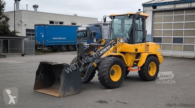 Nakladač Volvo Radlader  G