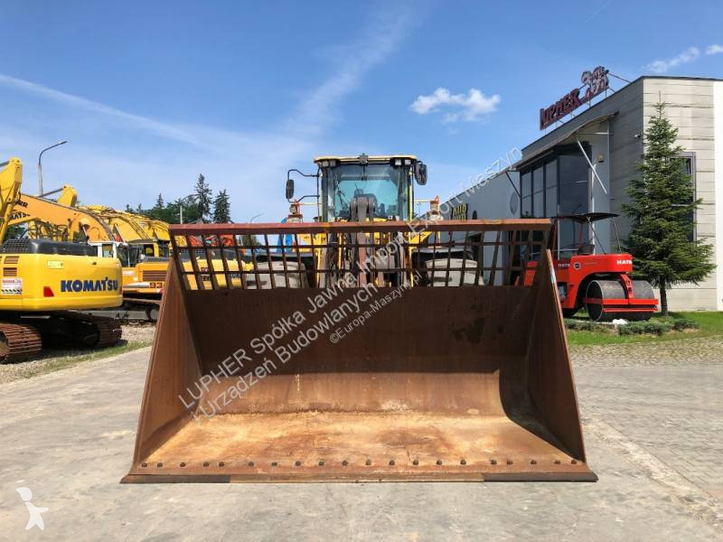 Nakladač Volvo L220H