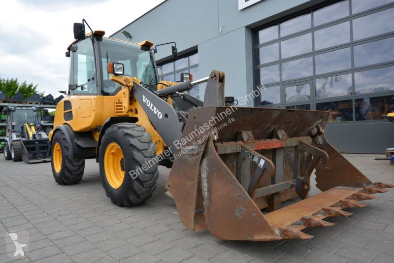 Shovel Volvo Z