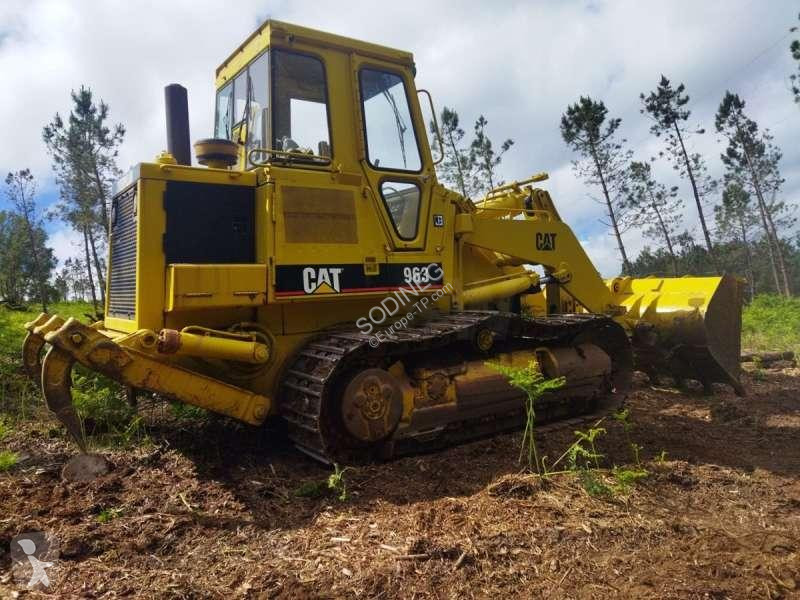 Pá carregadora Caterpillar