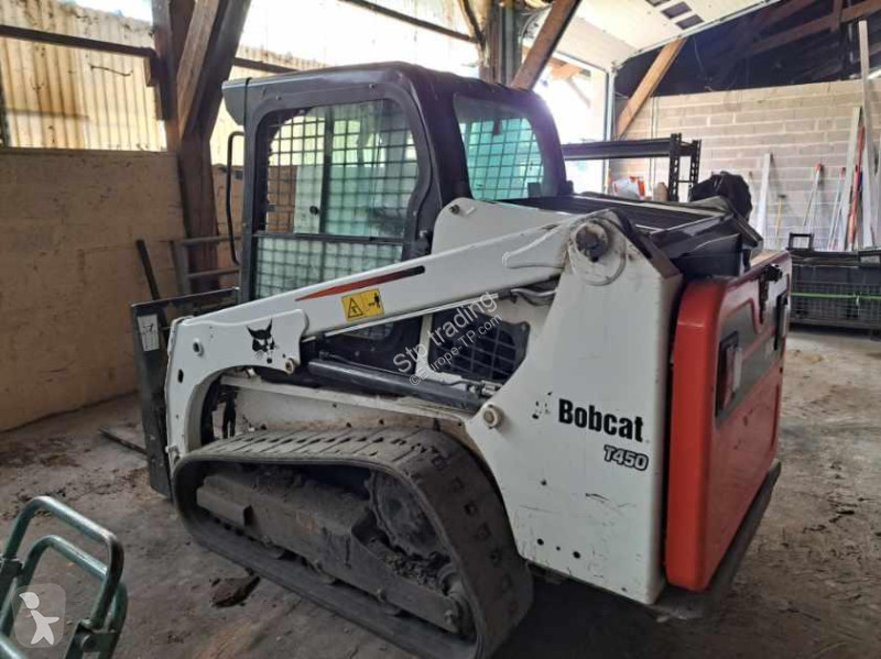 Shovel Bobcat  T 450