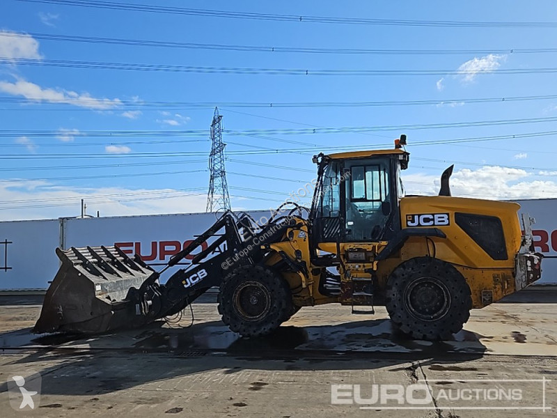 Nakladač JCB 437HT