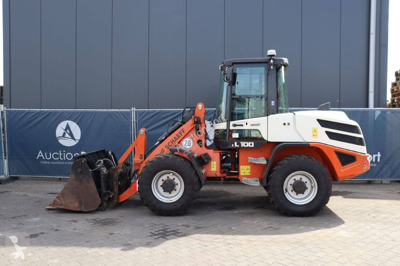 Pala cargadora Schaeff L100