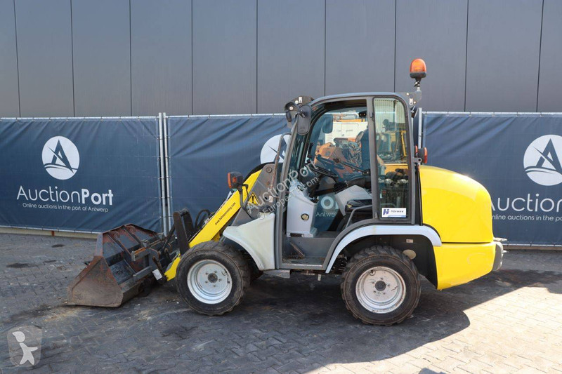Pala cargadora Neuson WL38