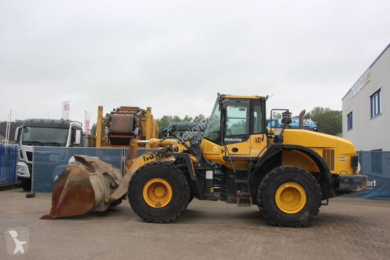 مُحمّلة Komatsu -7