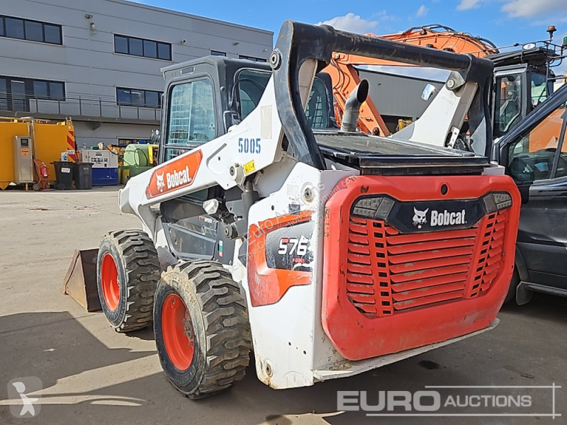 Pala cargadora Bobcat S76