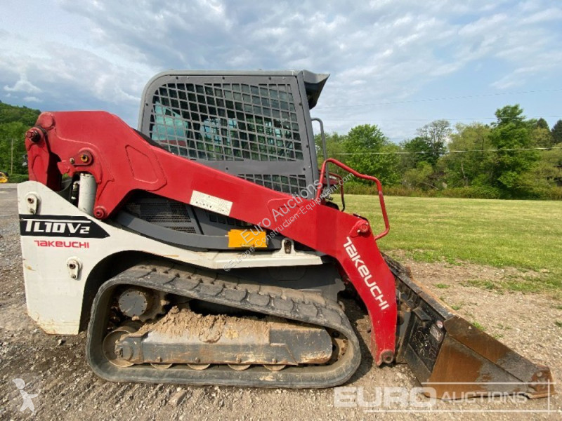 Nakladač Takeuchi TL10V2-CR