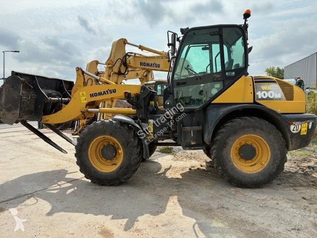 Nakladač Komatsu