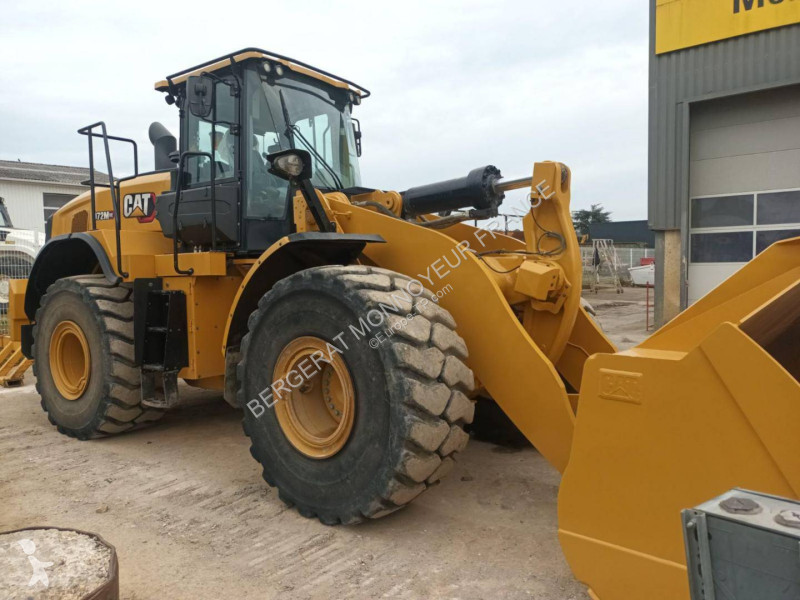 Nakladač Caterpillar 972M XE
