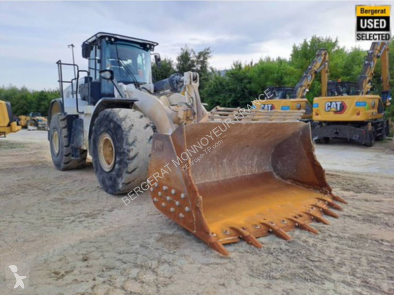 Nakladač Caterpillar 972M XE