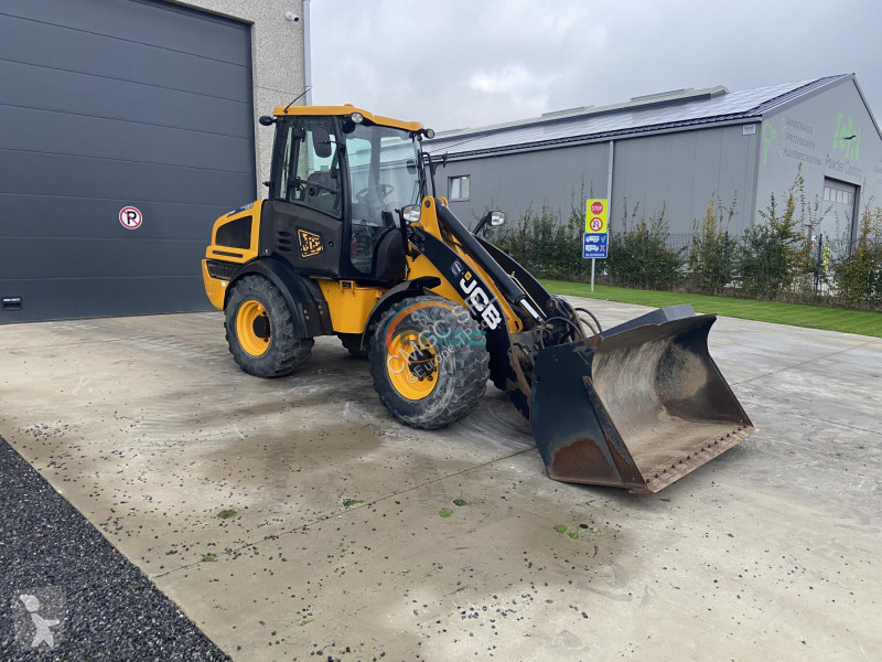 Фронтальный погрузчик JCB AG T4
