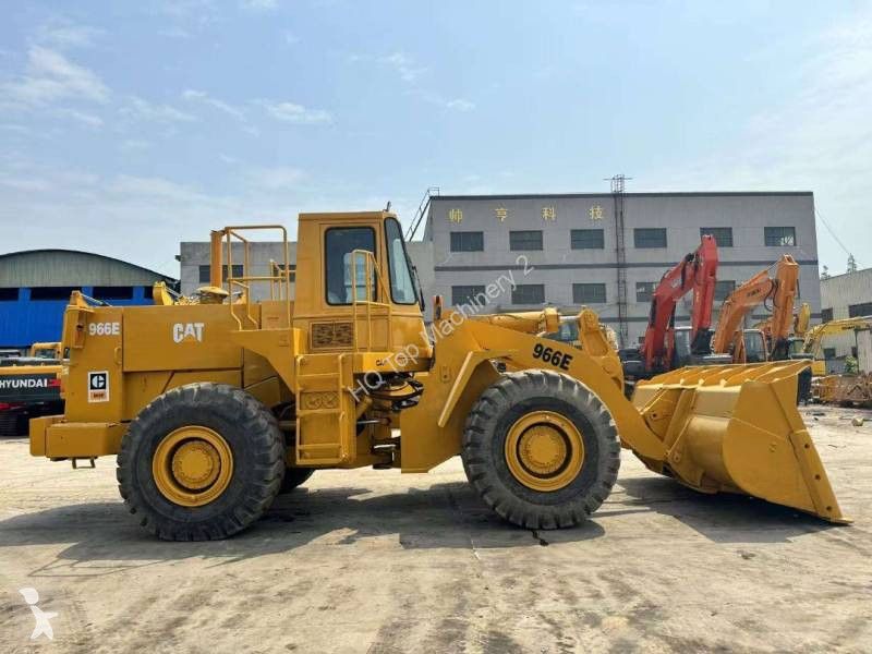 Nakladač Caterpillar Chargeuse sur pneus...