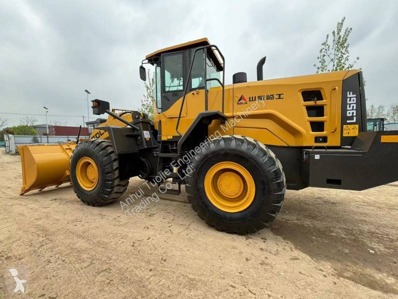 Nakladač SDLG L956F