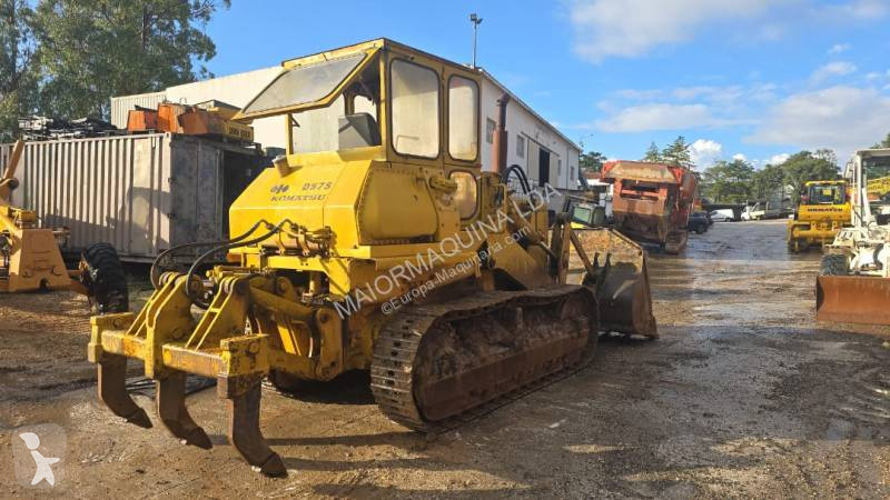 بلدوزر Komatsu