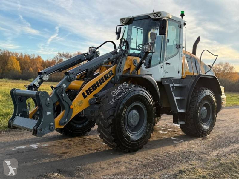 Nakladač Liebherr L546