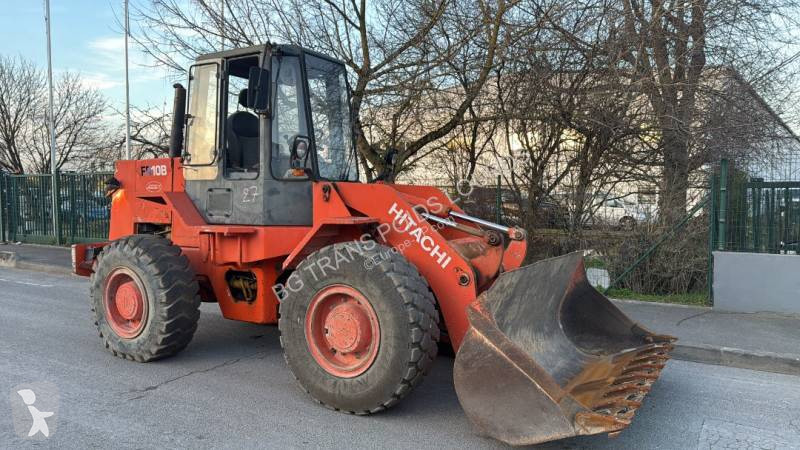 Nakladač Hitachi FR 10 B
