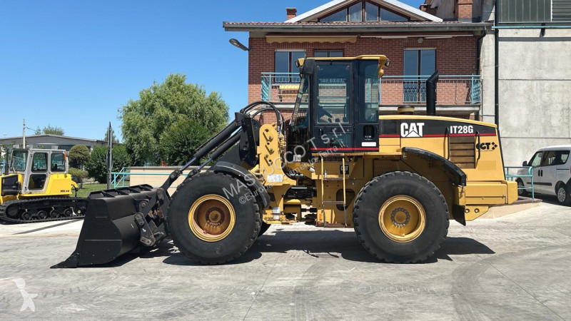 مُحمّلة Caterpillar 4X4